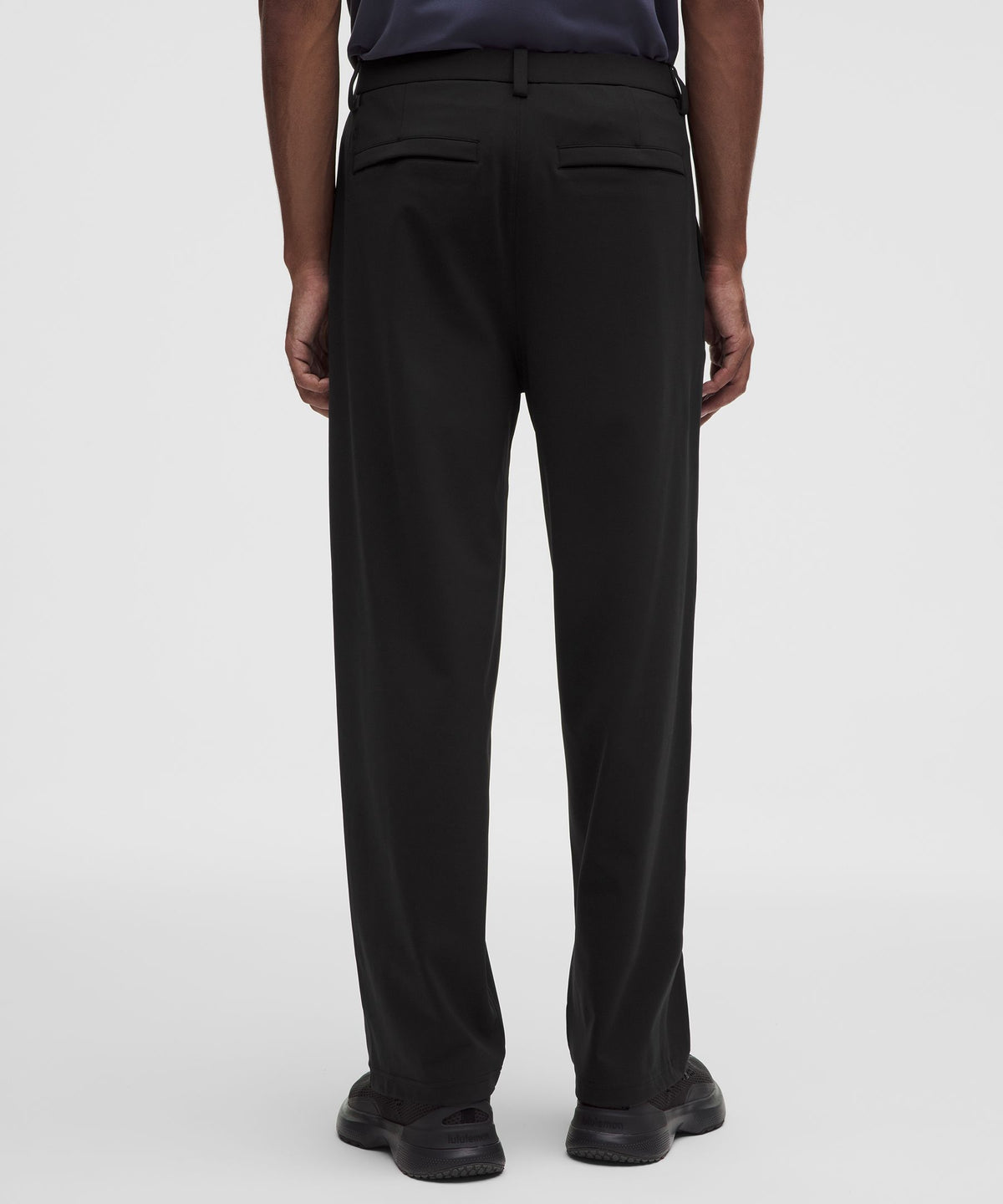 Men's Daydrift Relaxed-Fit Pleated TrouserRegular