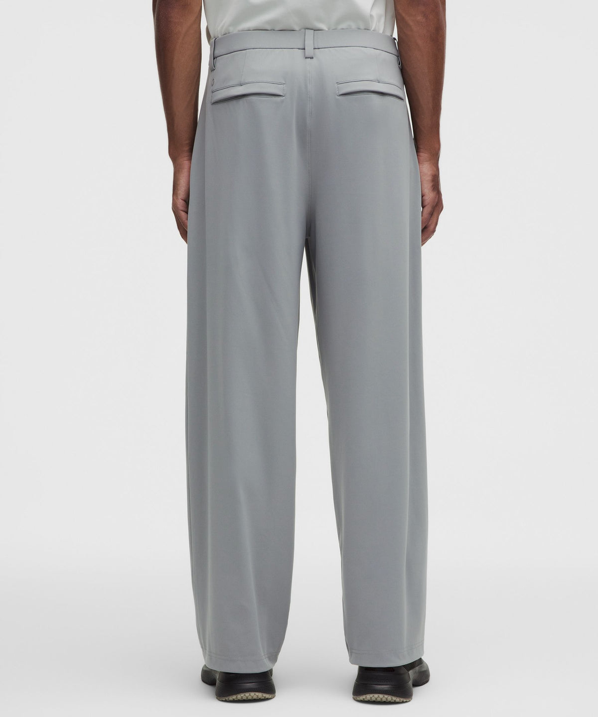 Men's Daydrift Relaxed-Fit Pleated TrouserRegular