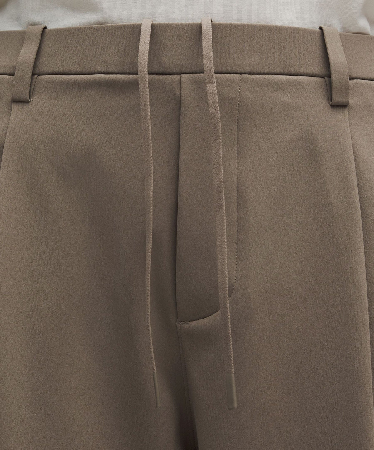 Men's Daydrift Relaxed Pleated TrouserTall