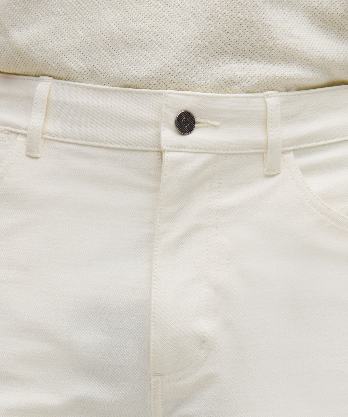 EasyFive Relaxed-Fit Short 9"