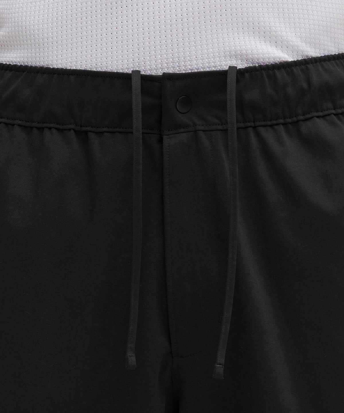 Unshaken Relaxed Pull-On Short 9"