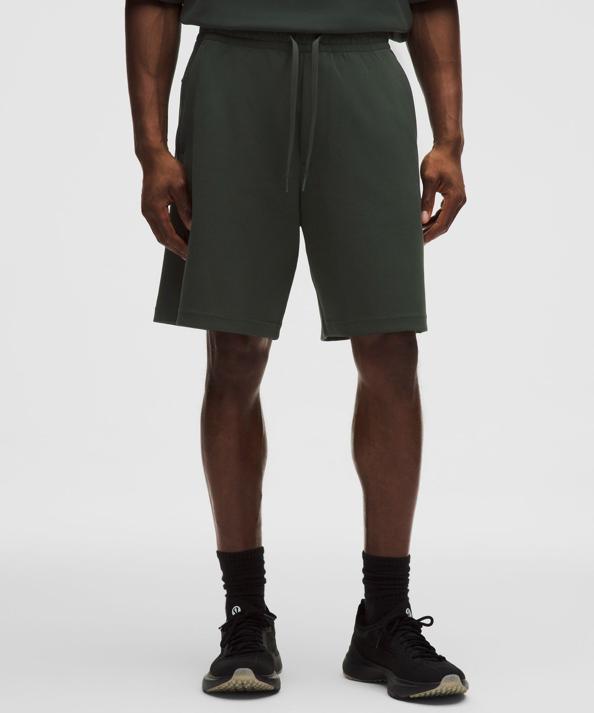 Grand Standard Short 8"