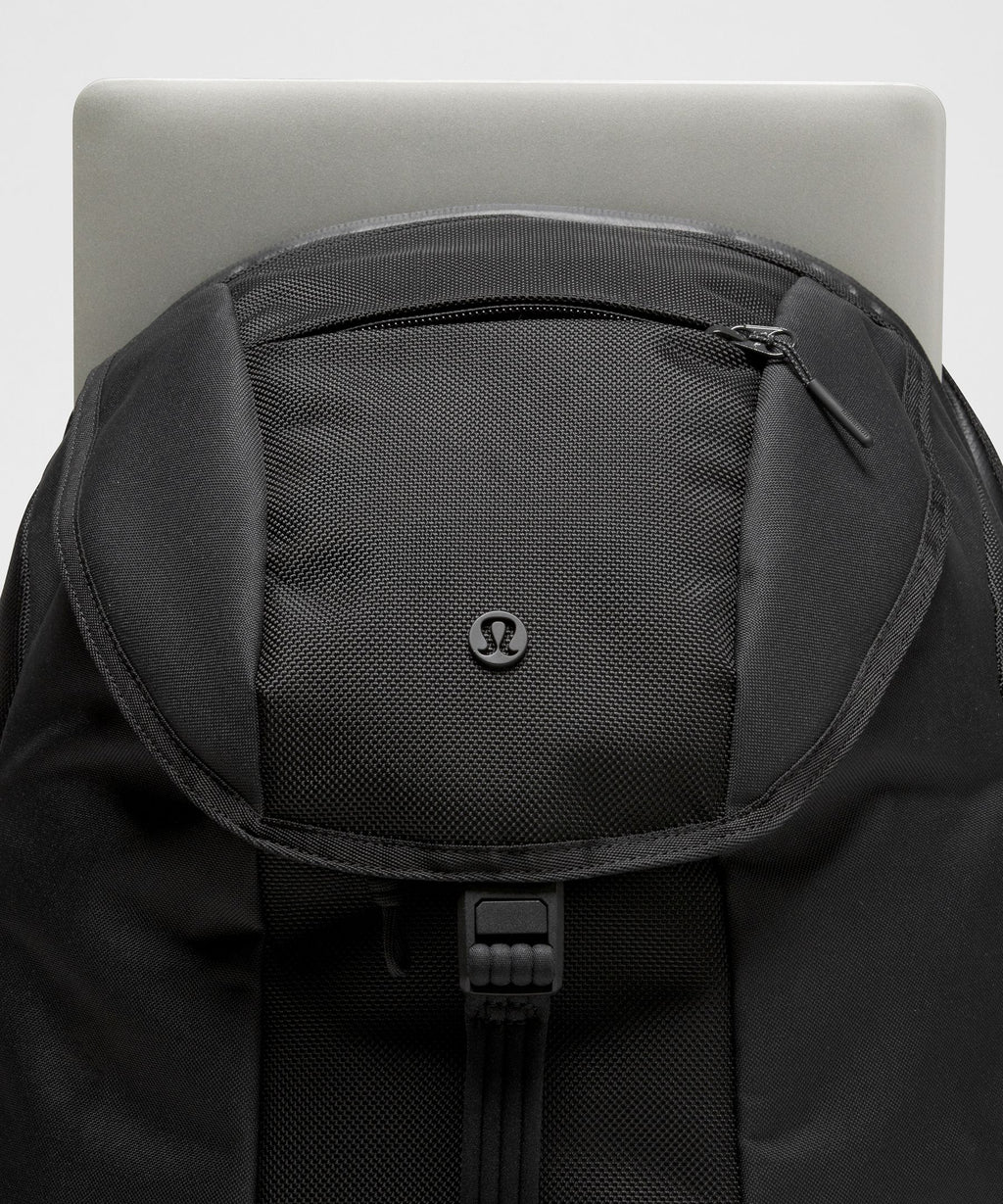 Daily Dispatch Backpack 28L
