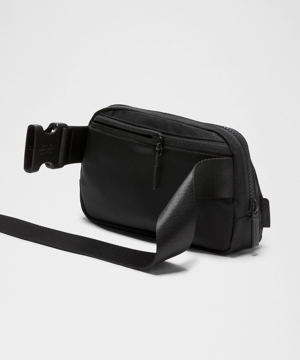 Everywhere Belt Bag 1L