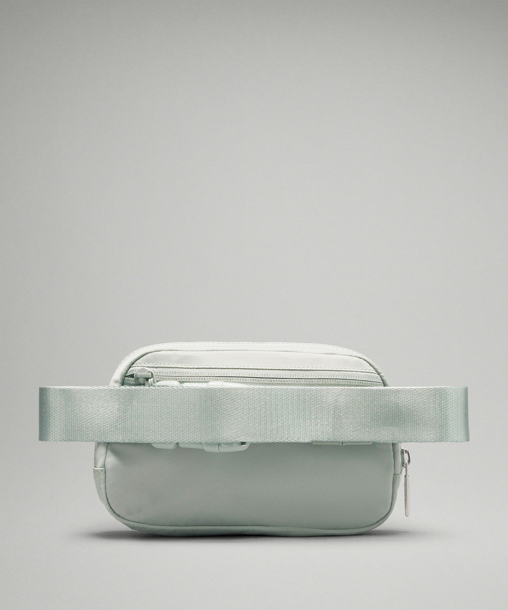 Everywhere Belt Bag with Long Strap 1L