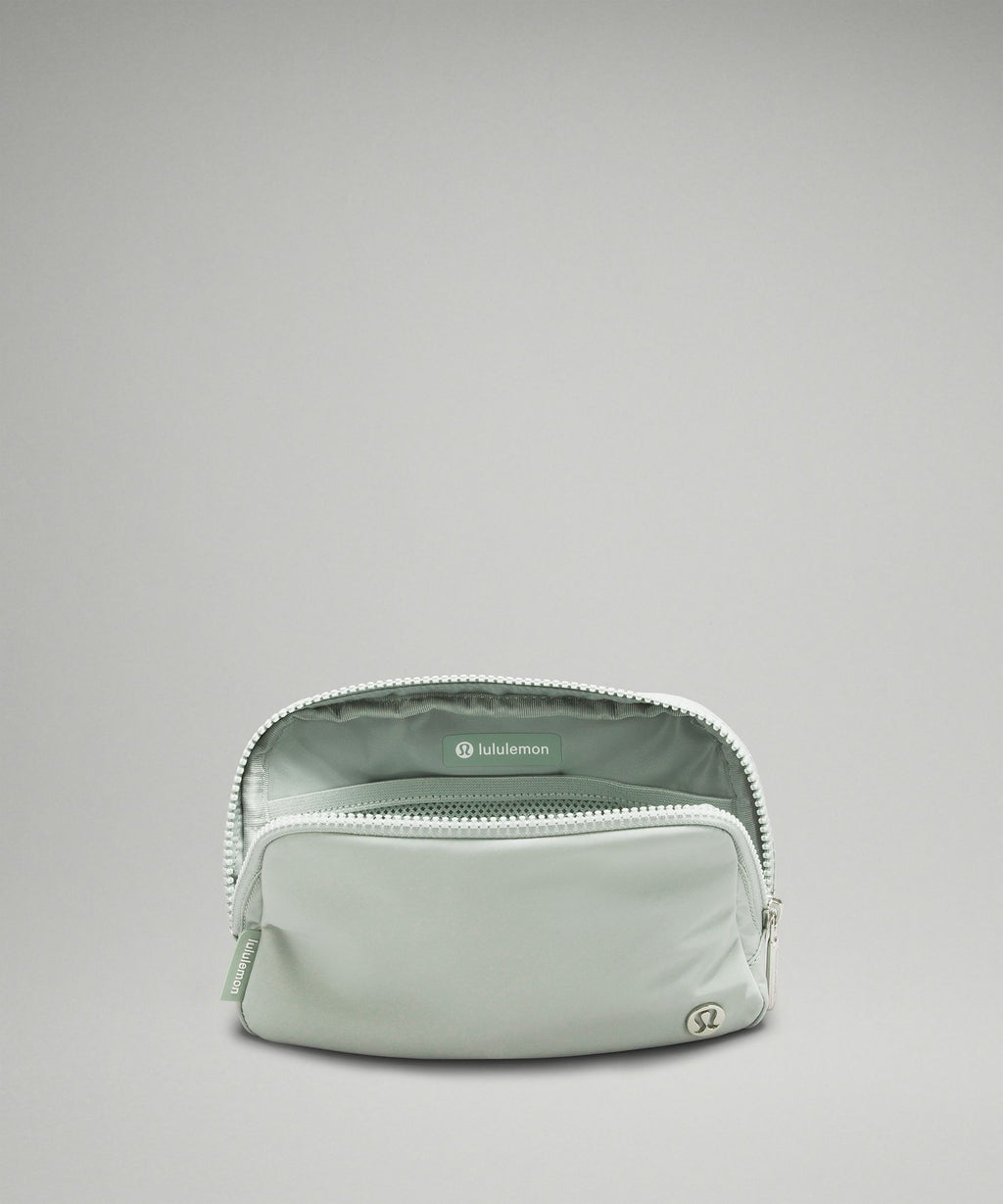 Everywhere Belt Bag with Long Strap 1L