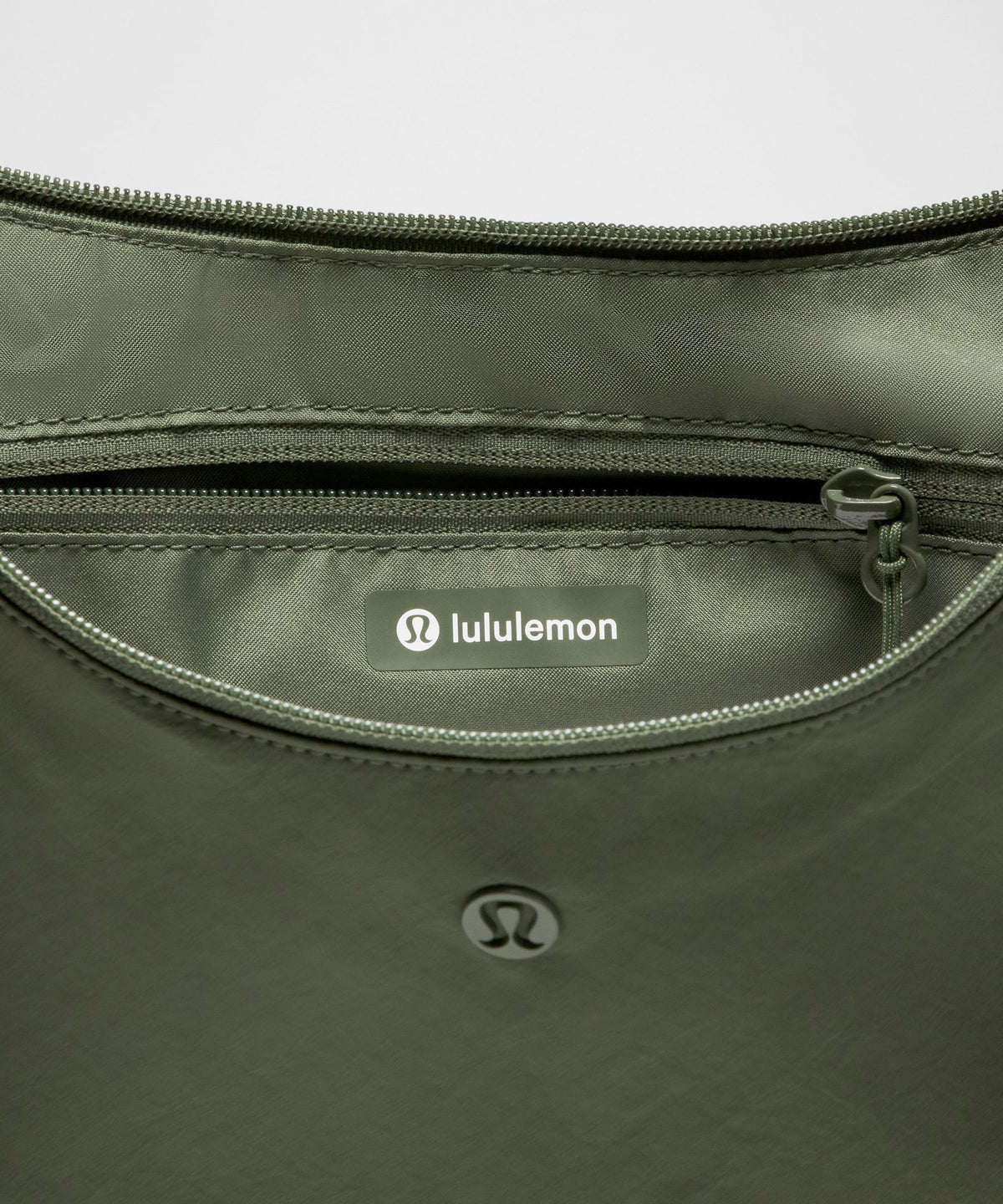Slouchy Sling Bag 6L