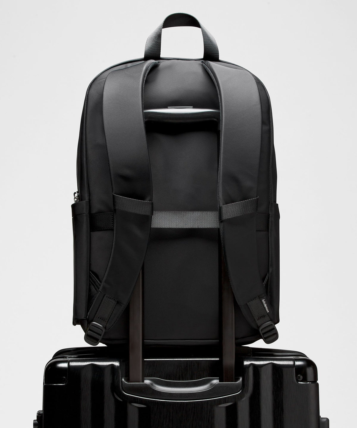 Everywhere Backpack 22LMetal Hardware