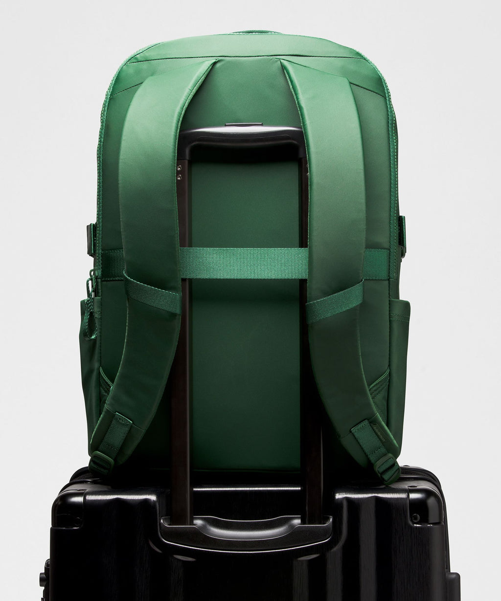 New Crew Backpack Large 30L