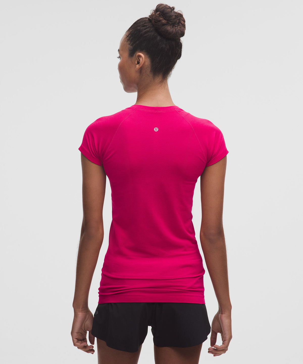 Swiftly Tech Short-Sleeve Shirt 2.0Hip Length
