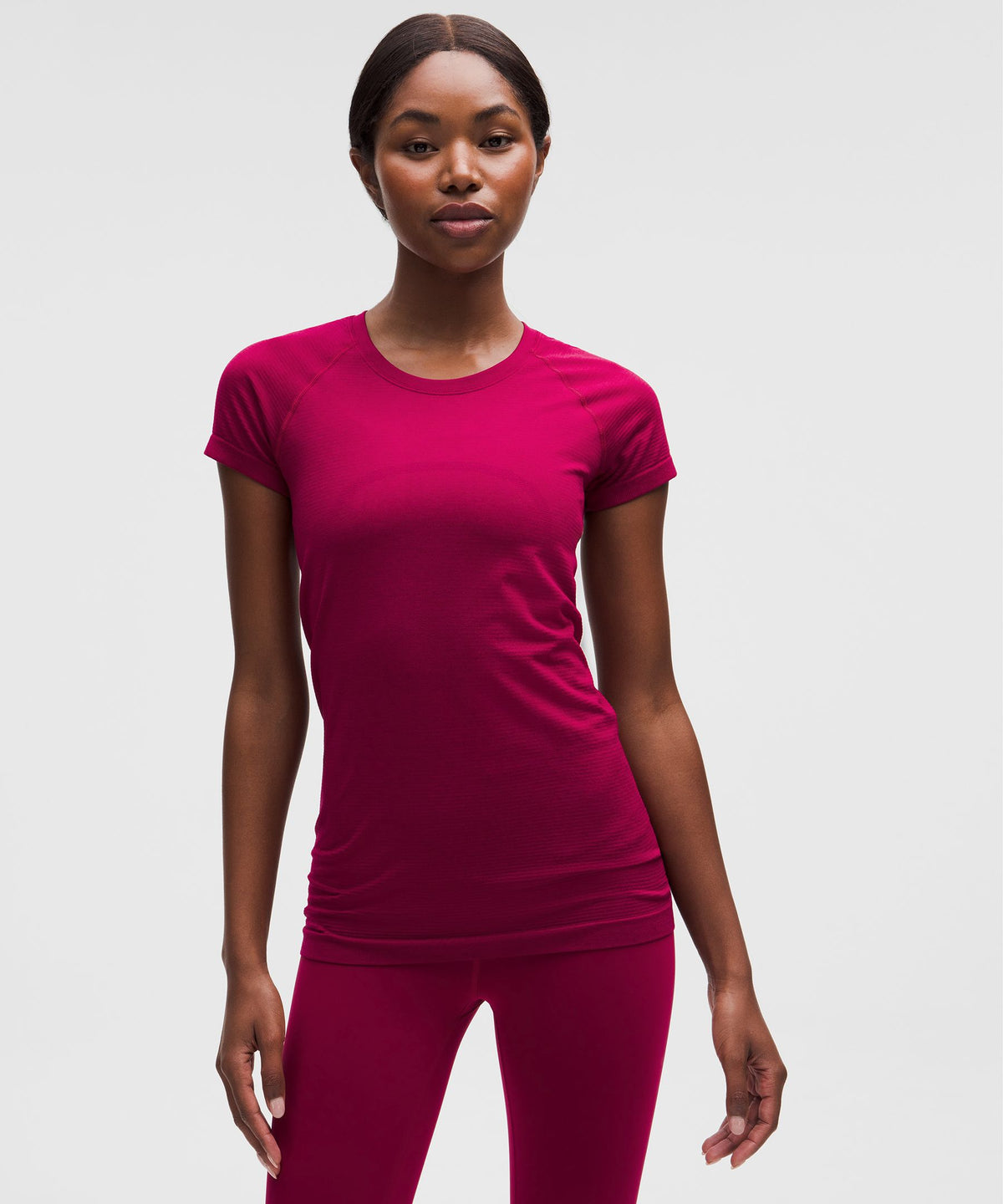 Swiftly Tech Short-Sleeve Shirt 2.0Hip Length