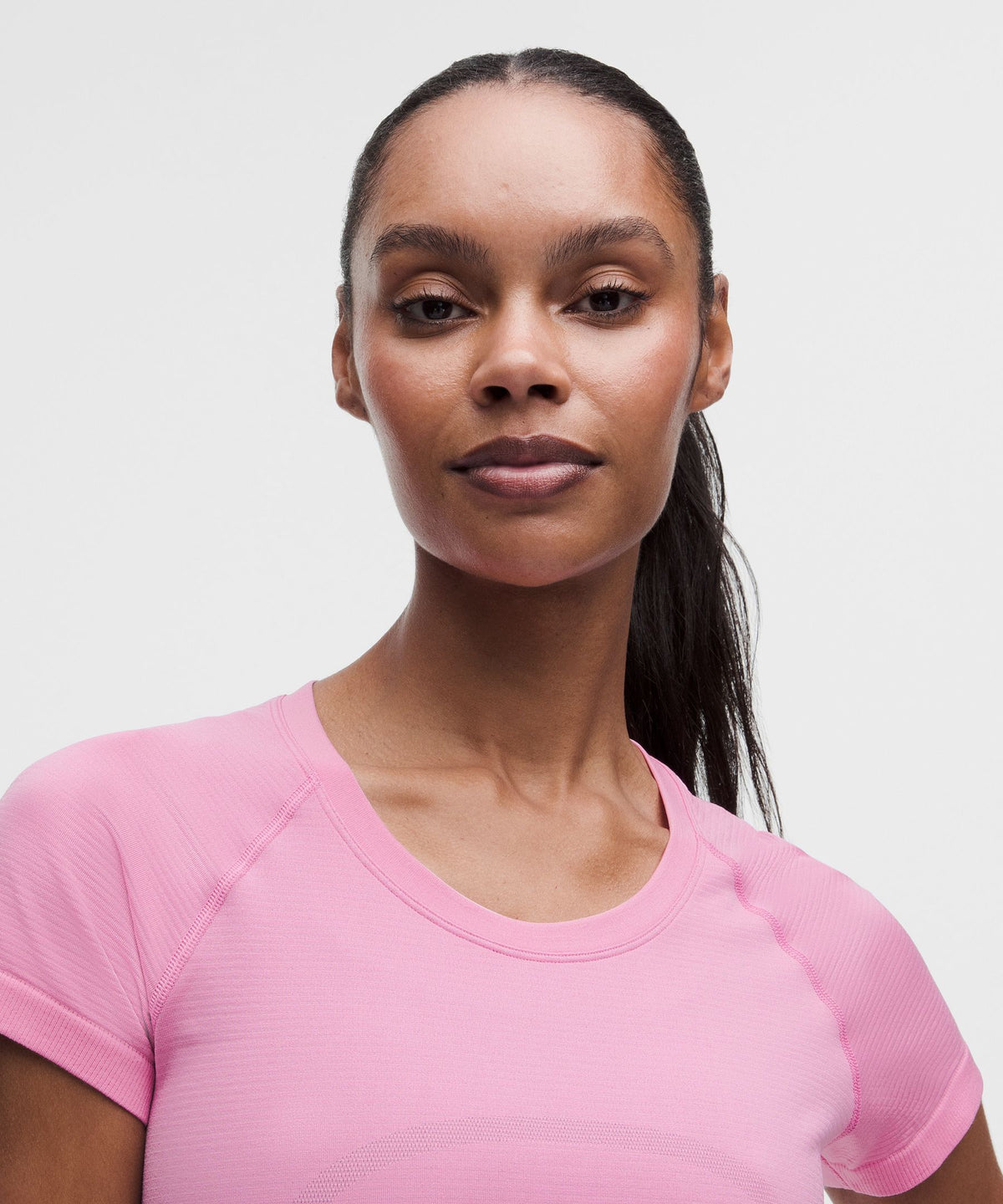 Swiftly Tech Short-Sleeve Shirt 2.0Hip Length