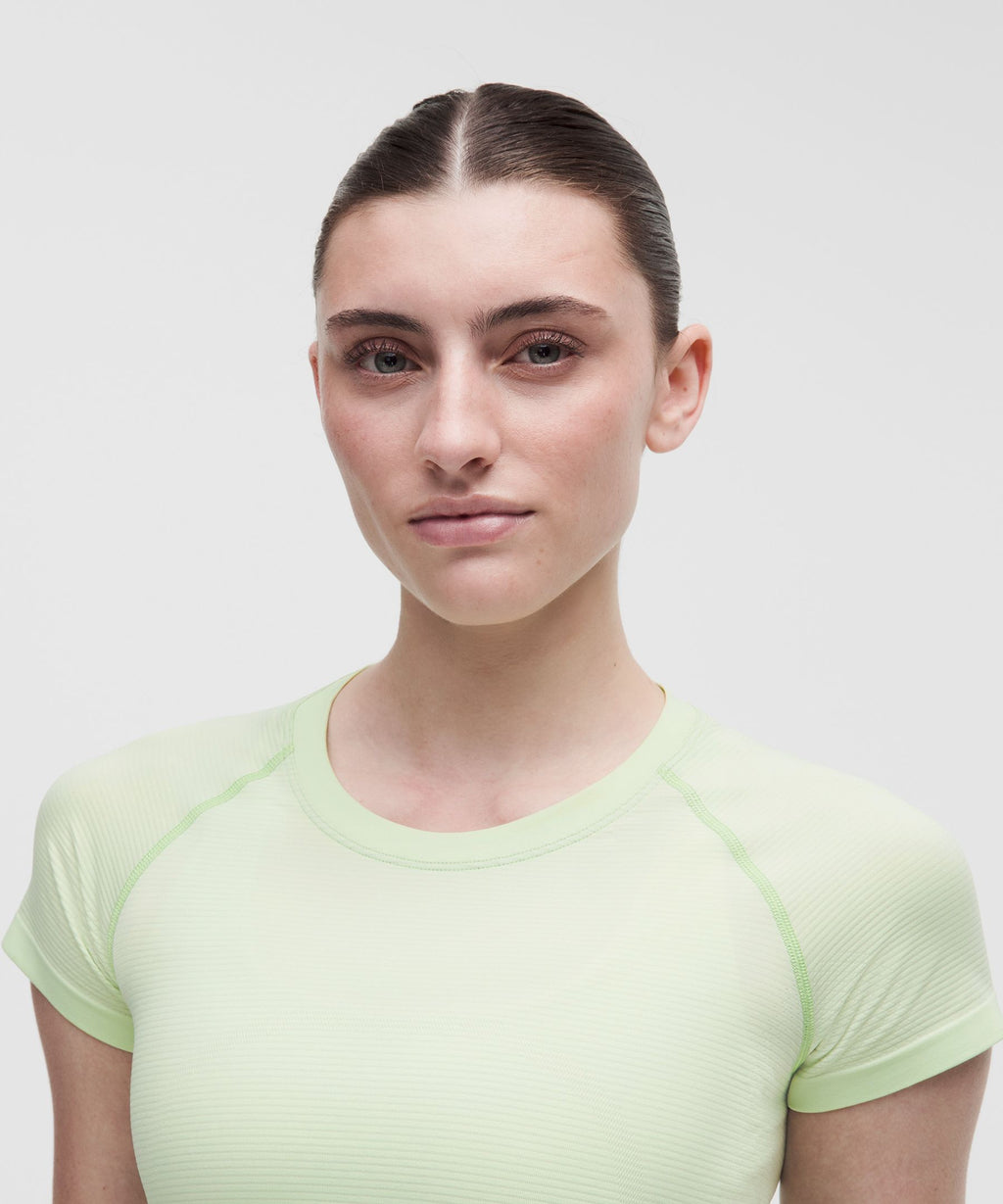 Swiftly Tech Short-Sleeve Shirt 2.0Hip Length