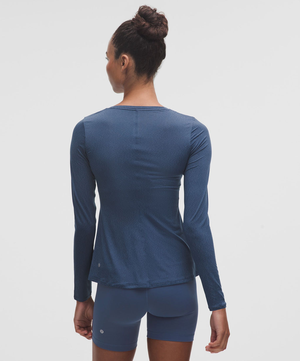 Lightweight Flowy Hem Long-Sleeve Shirt