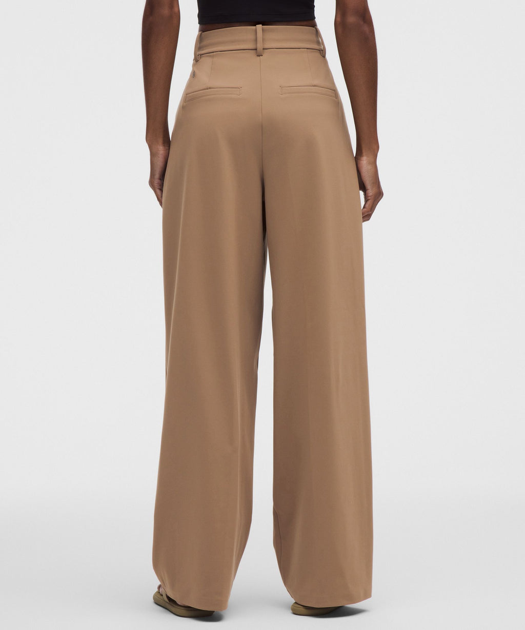 Daydrift High-Rise Wide-Leg TrouserShort