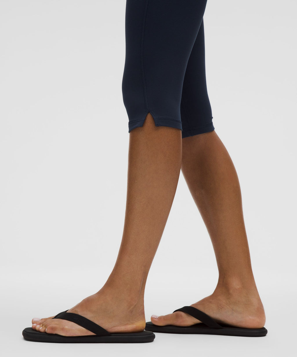 Groove High-Rise Notched-Hem Crop 15"