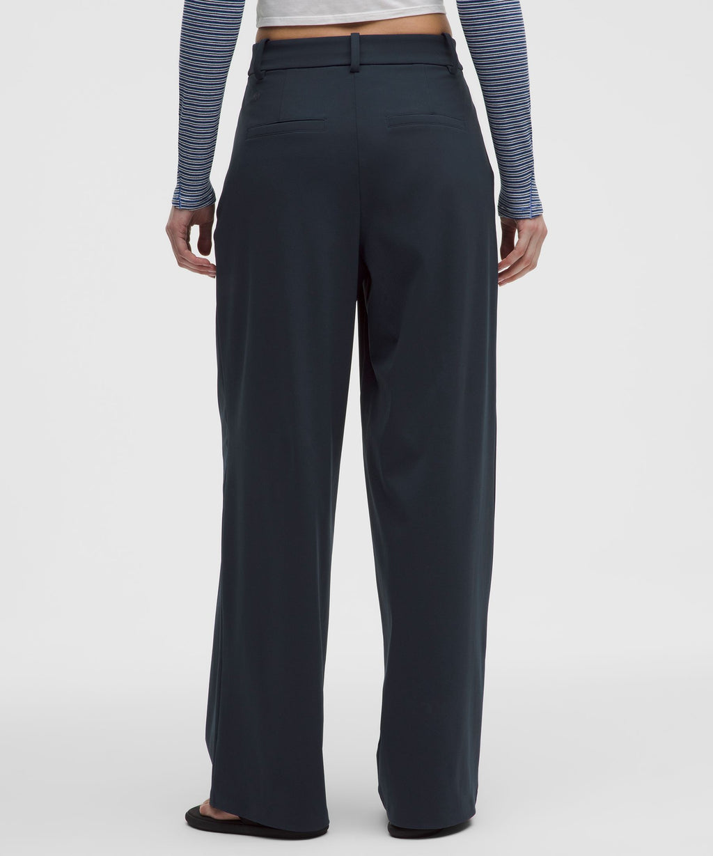 Daydrift High-Rise Wide-Leg TrouserShort