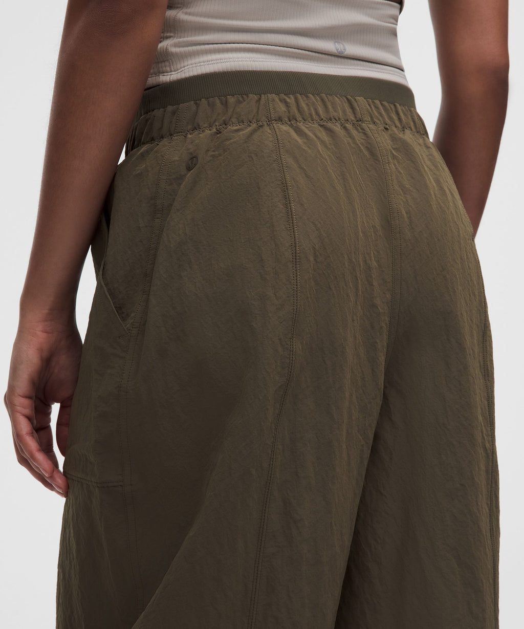 Crinkle Nylon Mid-Rise Barrel-Leg PantShort