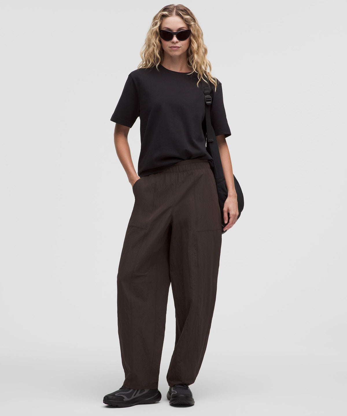 Crinkle Nylon Mid-Rise Barrel-Leg PantShort