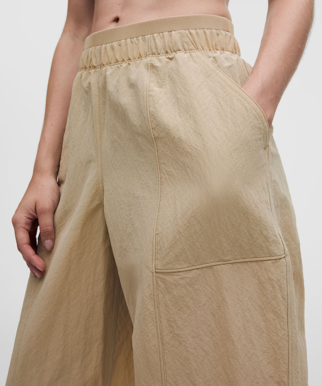 Crinkle Nylon Mid-Rise Barrel-Leg PantShort