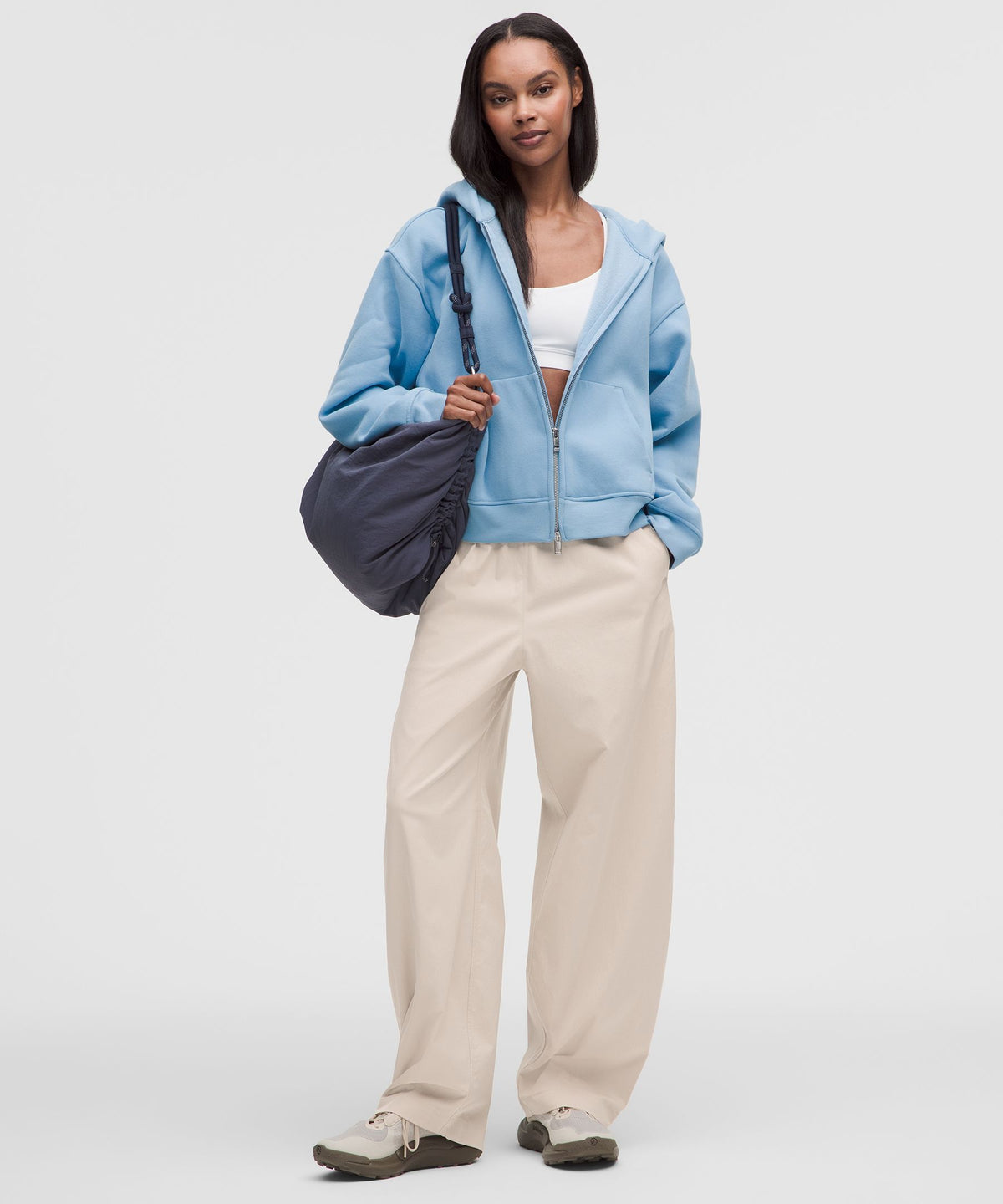Woven Mid-Rise Barrel-Leg PantRegular
