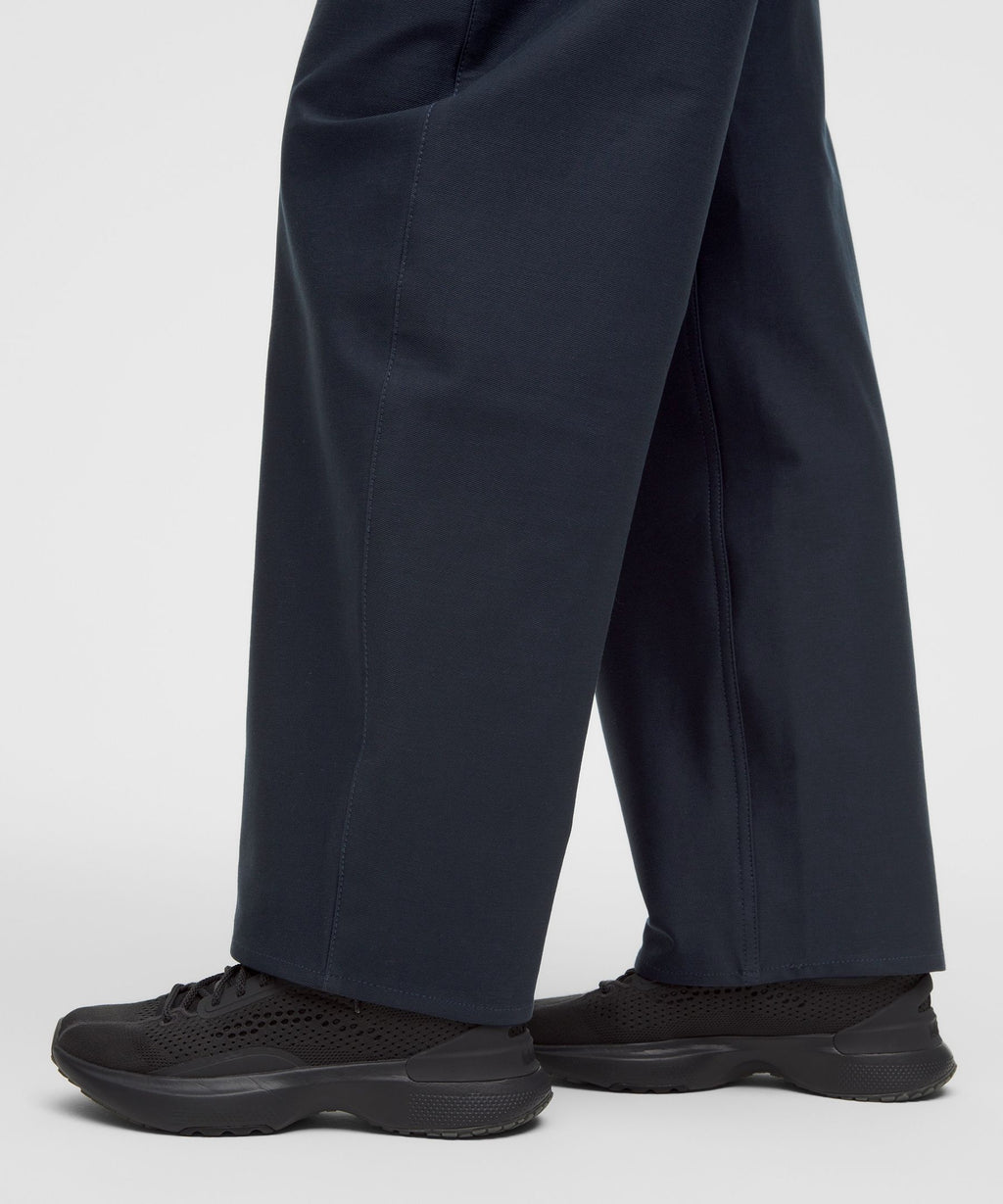 EasyFive Low-Rise Barrel-Leg PantRegular