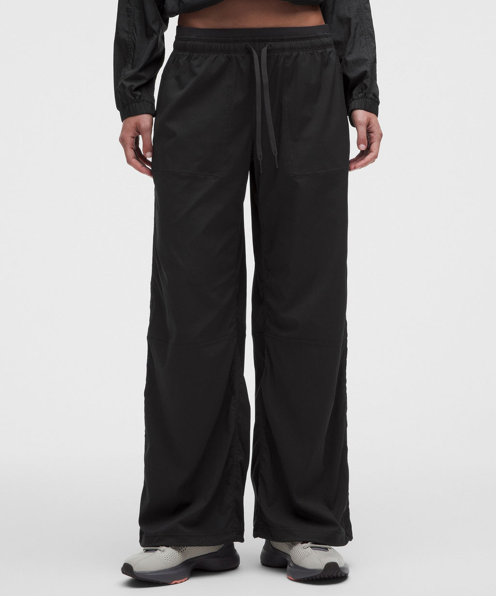 Dance Studio Evolve Low-Rise Oversized PantShort