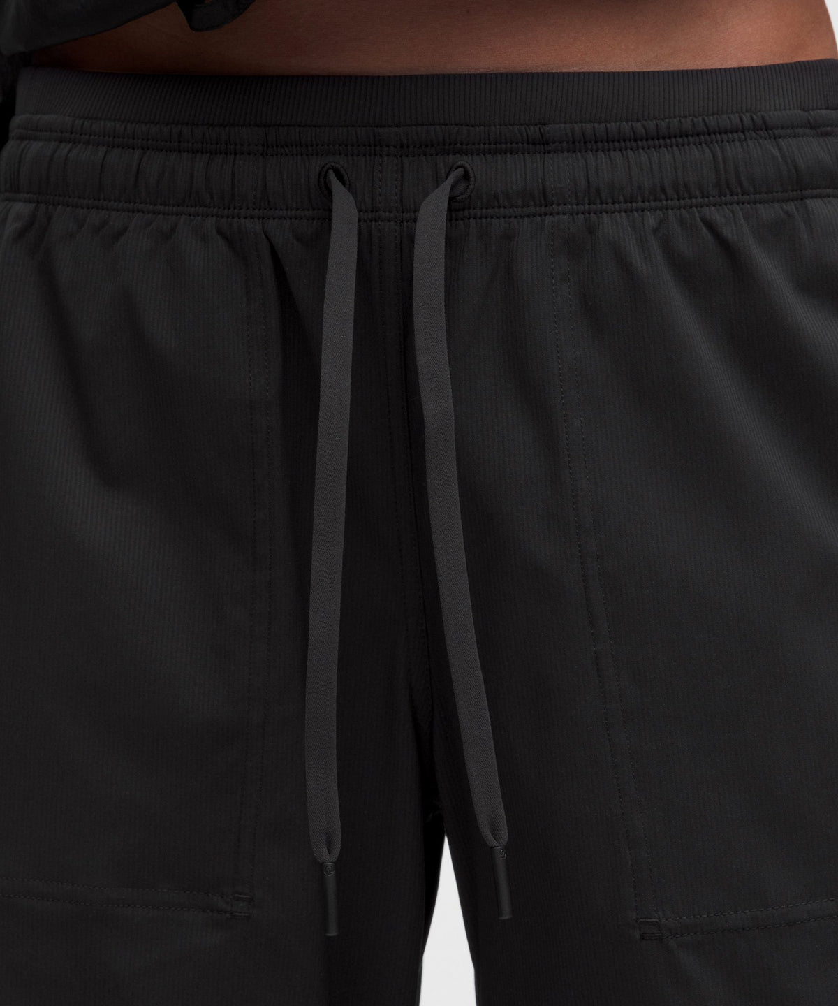 Dance Studio Evolve Low-Rise Oversized PantShort