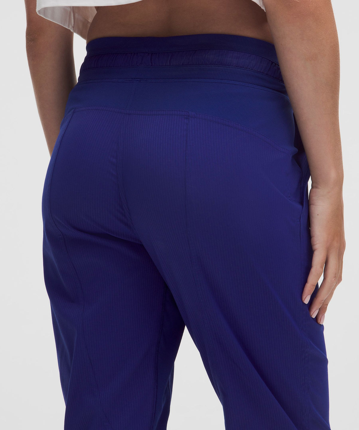 Dance Studio Mid-Rise Cropped Pant