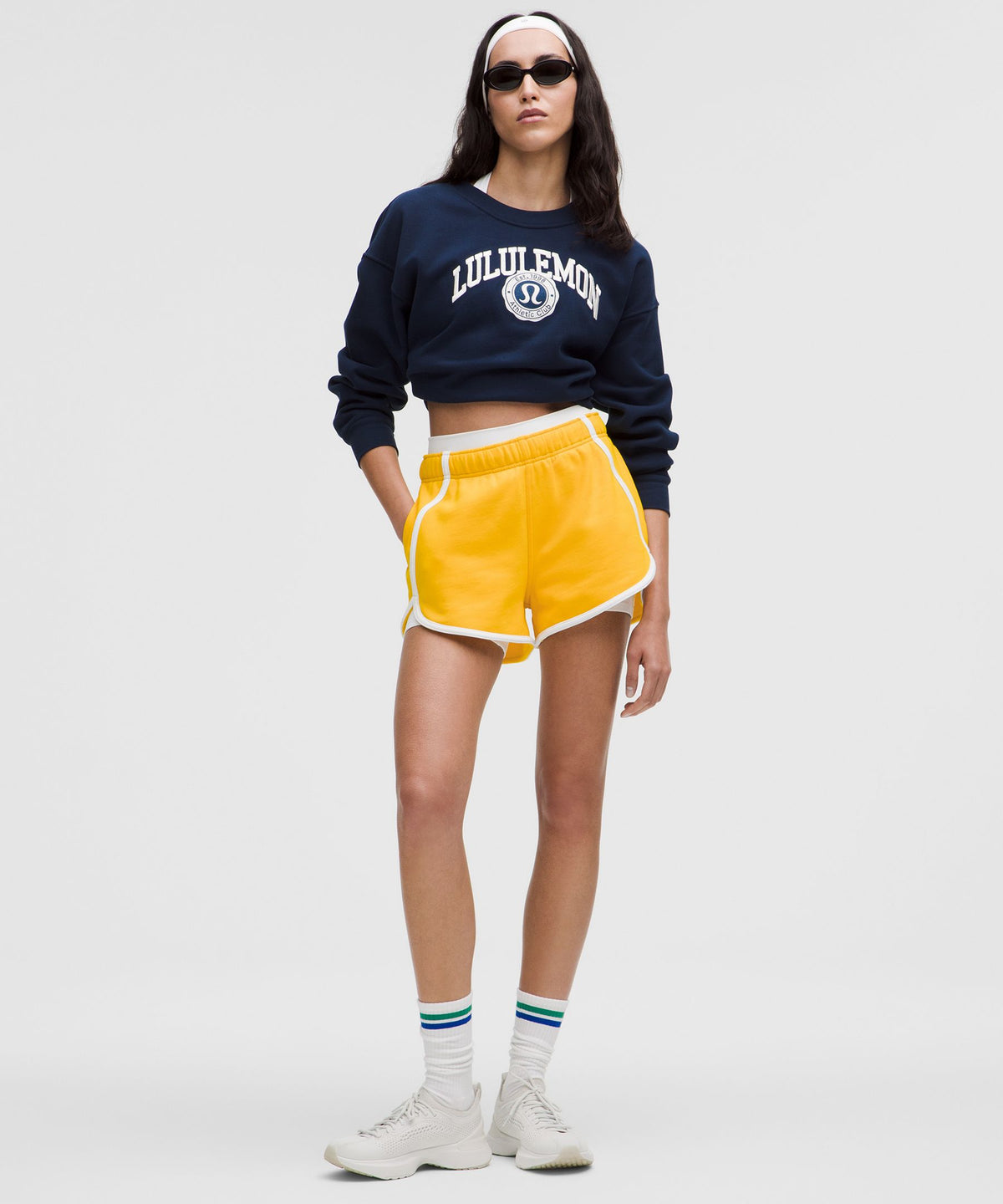 Scuba Mid-Rise Oversized Short 3"Trim