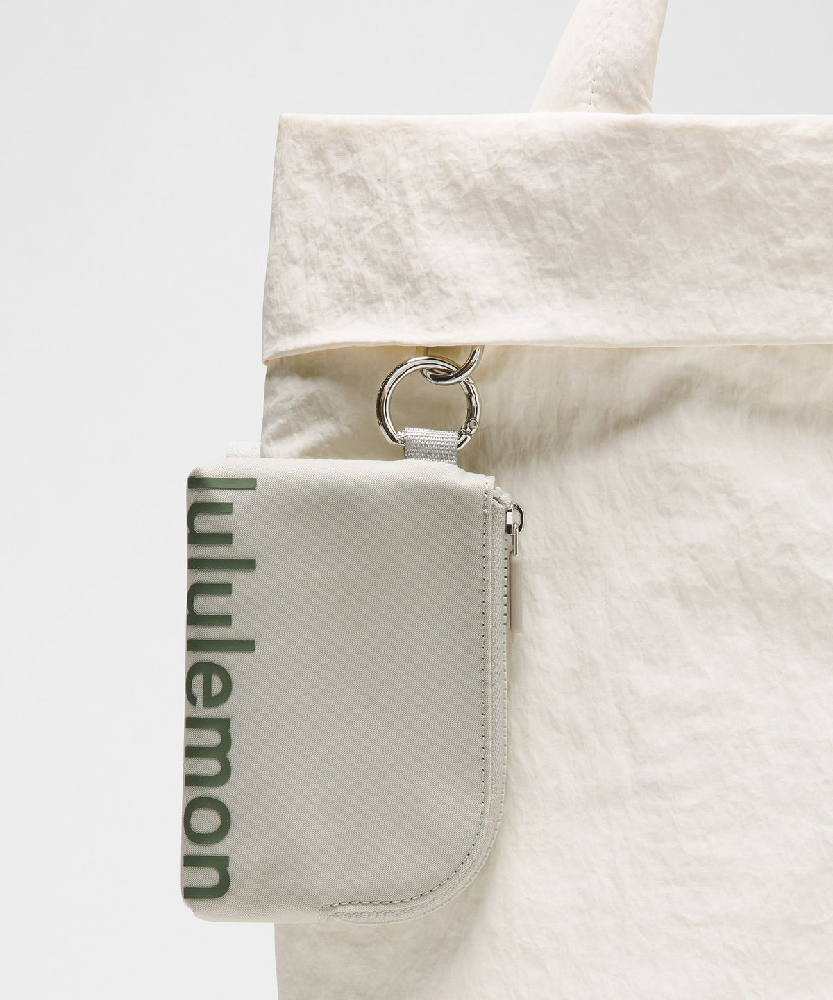 Clippable Card Pouch