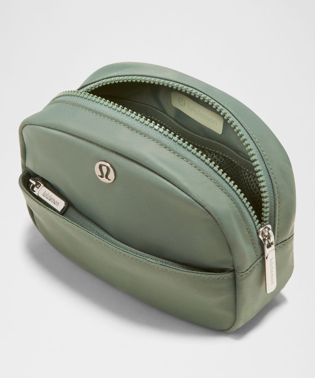 City Essentials PouchMini 2L