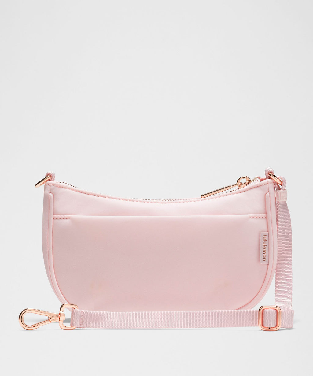 City Essentials Mini Shoulder Bag 1L