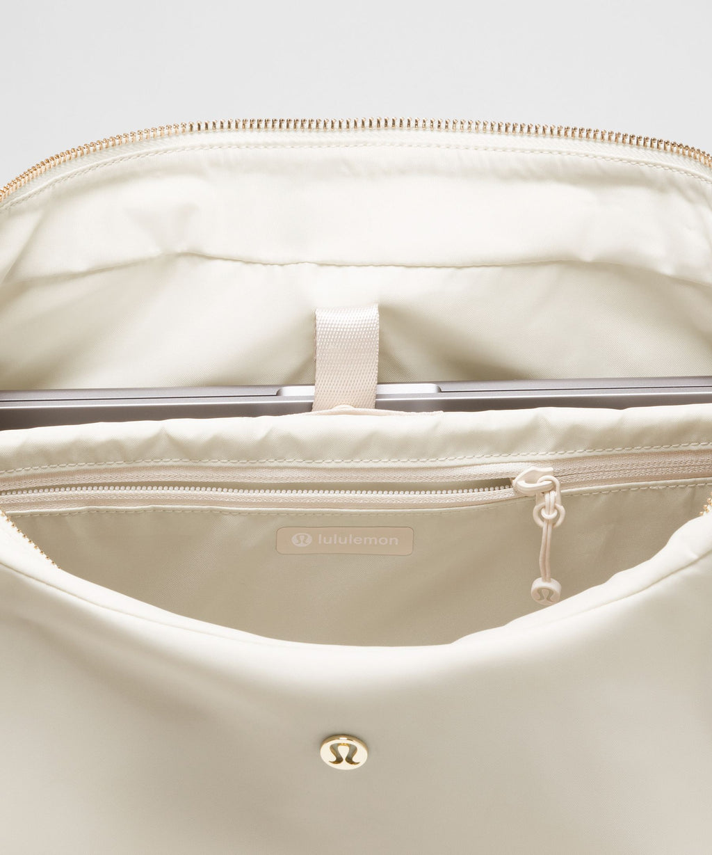 City Essentials Oversized Shoulder Bag 18L
